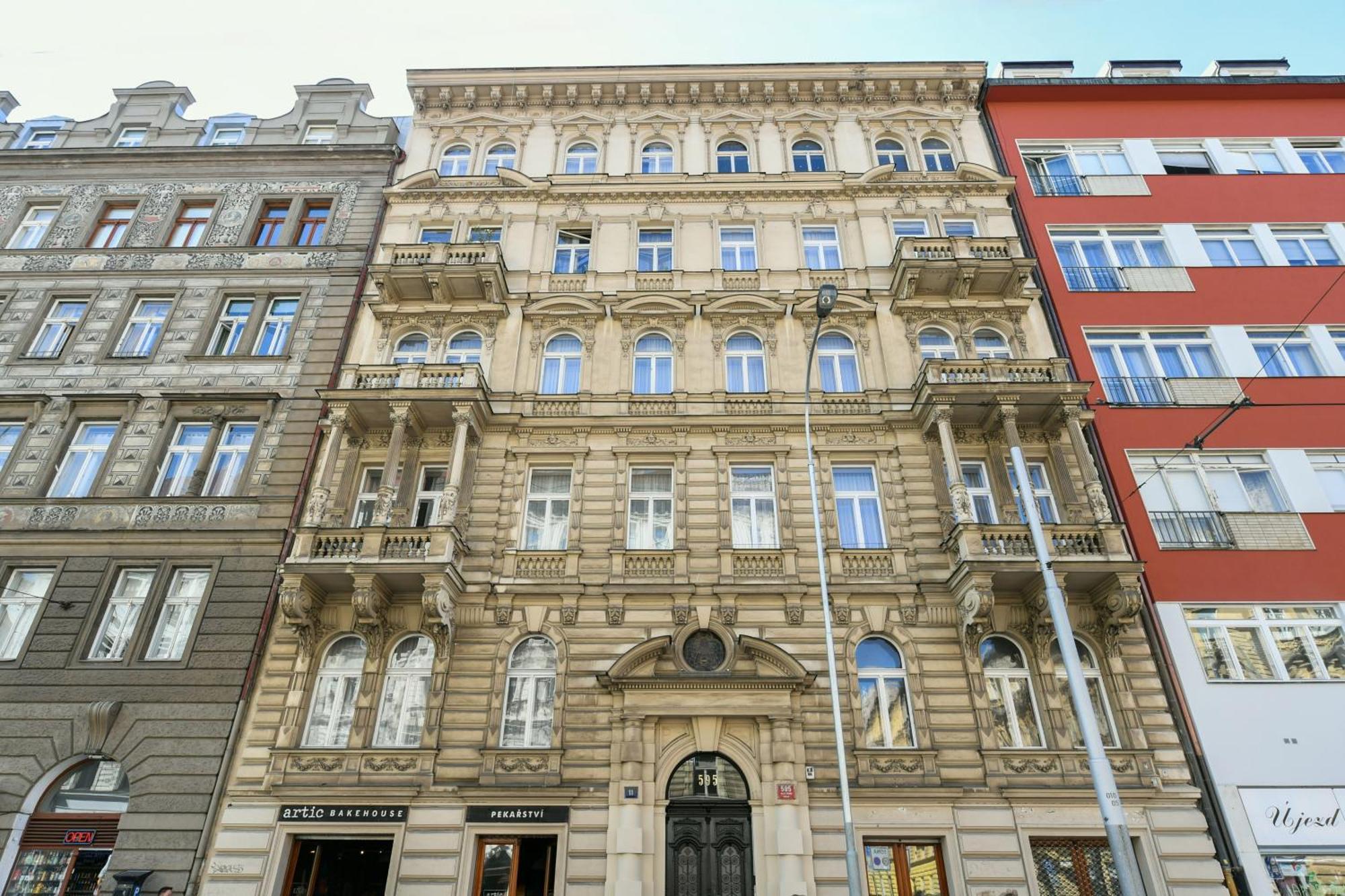 Wsp Petrin Garden Apartments — Photos 1